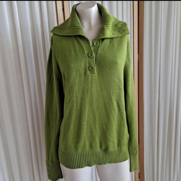 August Silk green convertible sweater with large lapel - Picture 2 of 3